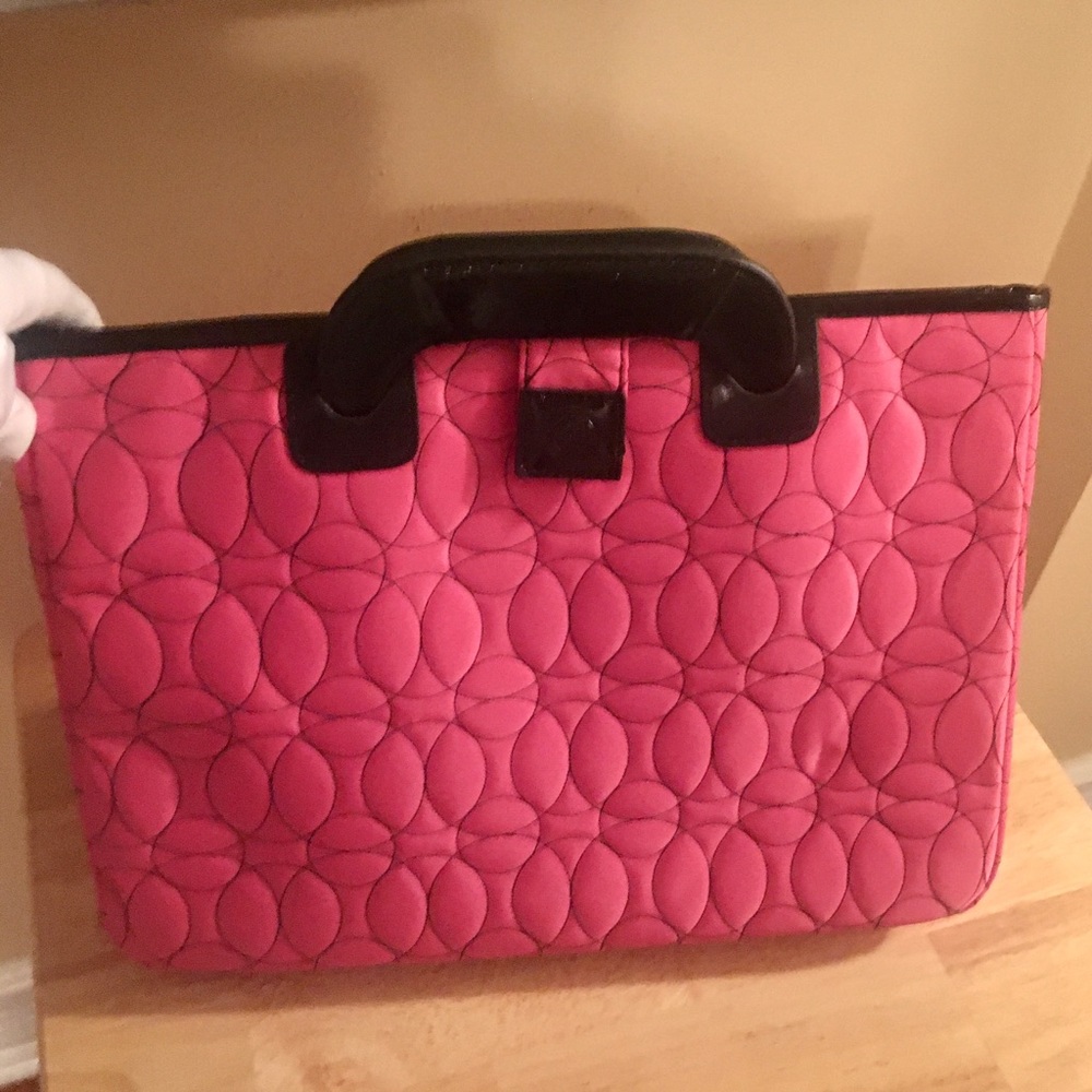 Chelsey Henry Computer Case - Picture 3 of 12